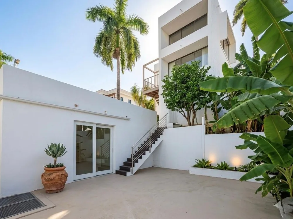 I 25 VILLA CAPARRA NOR Guaynabo, PR 00968