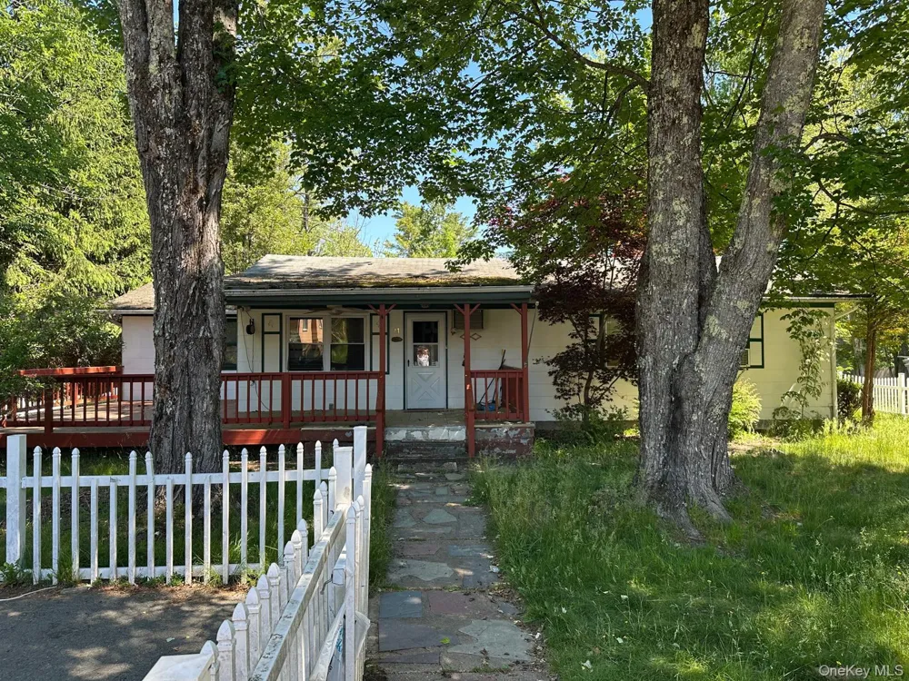 11 Richards Avenue Monticello, NY 12701