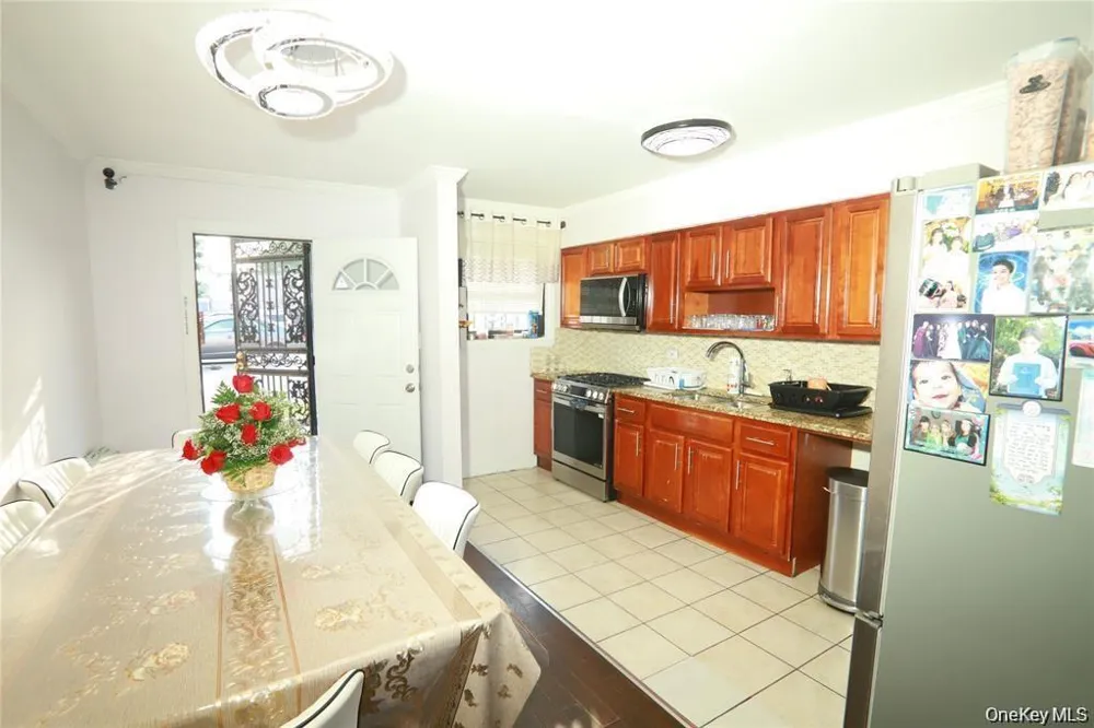 71-38 147th Street #27A Kew Garden Hills, NY 11367