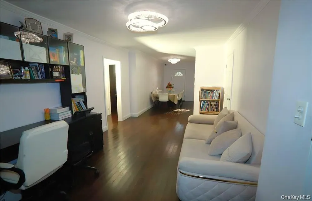 71-38 147th Street #27A Kew Garden Hills, NY 11367