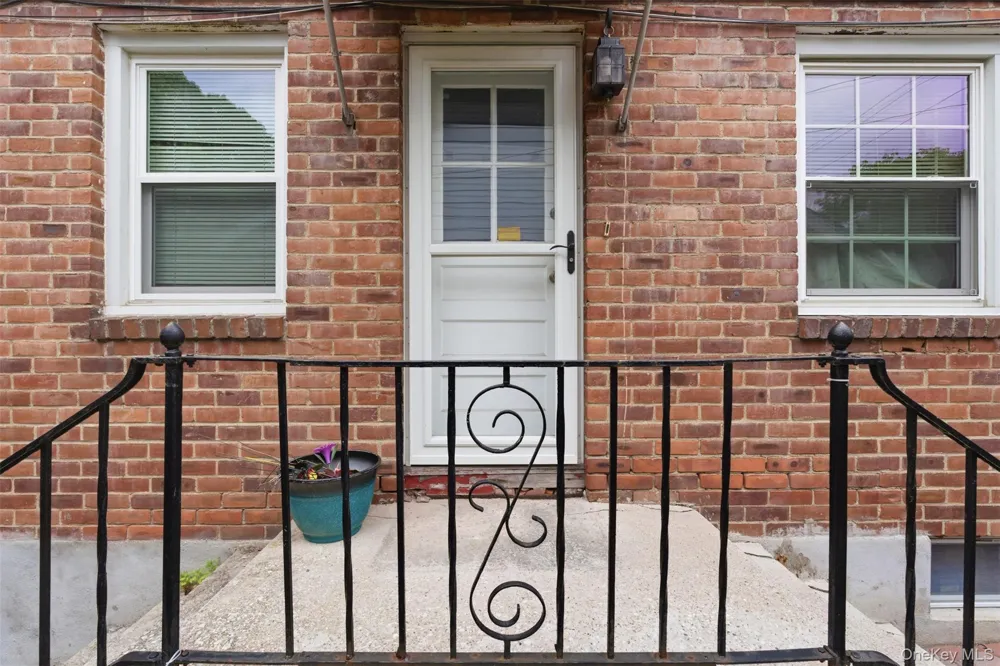 200 North Street #B Newburgh, NY 12550