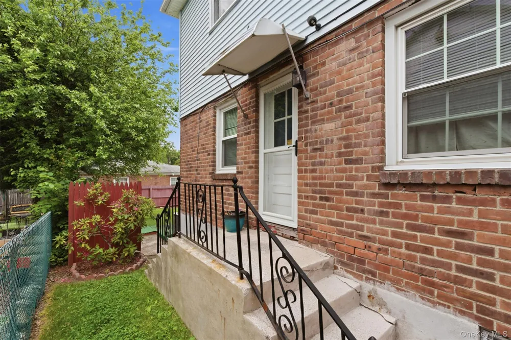 200 North Street #B Newburgh, NY 12550