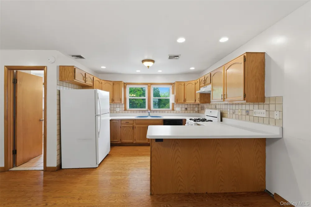 200 North Street #B Newburgh, NY 12550