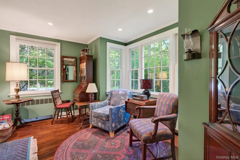 18 Playhouse Lane Woodstock, NY 12498