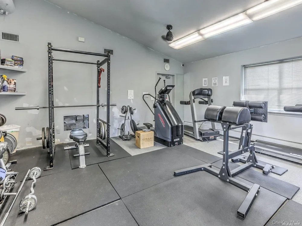 2449F Union Boulevard #12B Islip, NY 11751
