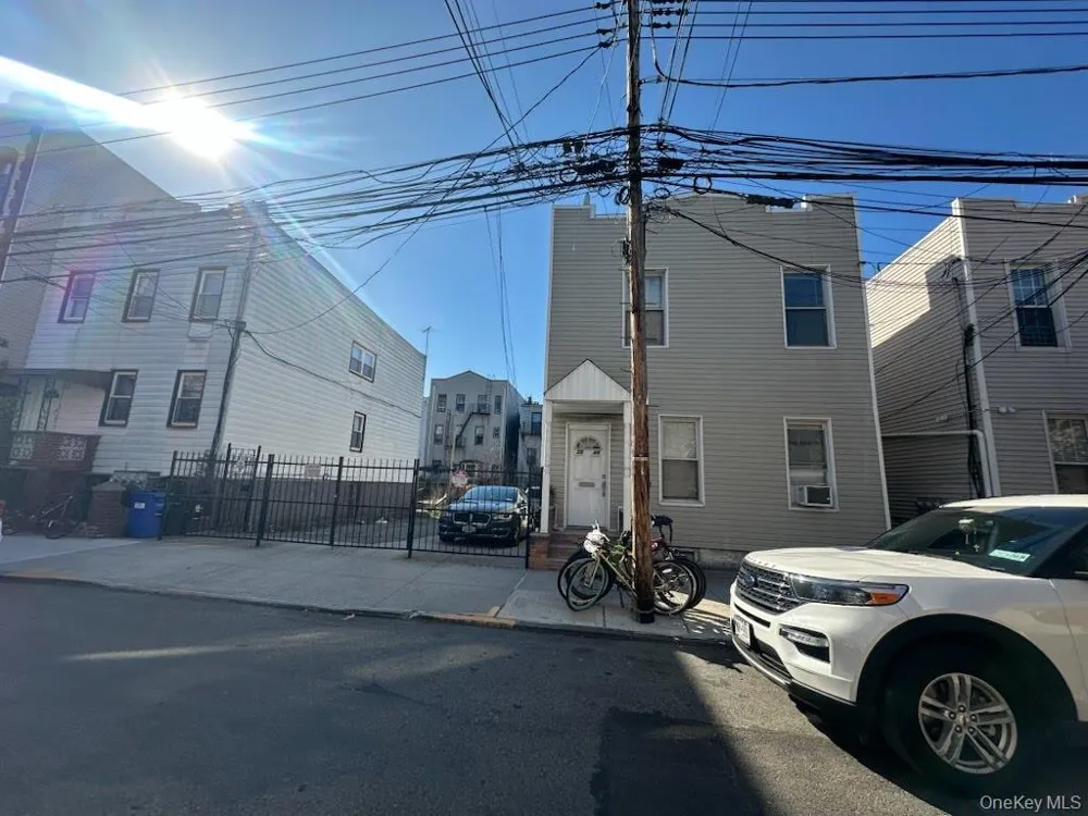 2544 22nd Street Astoria, NY 11102