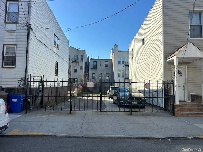 2544 22nd Street Astoria, NY 11102