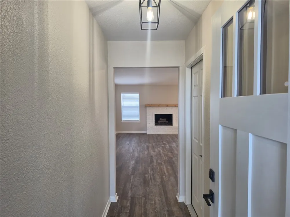 4961 Shadowbend Drive Corpus Christi, TX 78413