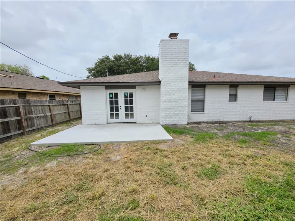 4961 Shadowbend Drive Corpus Christi, TX 78413