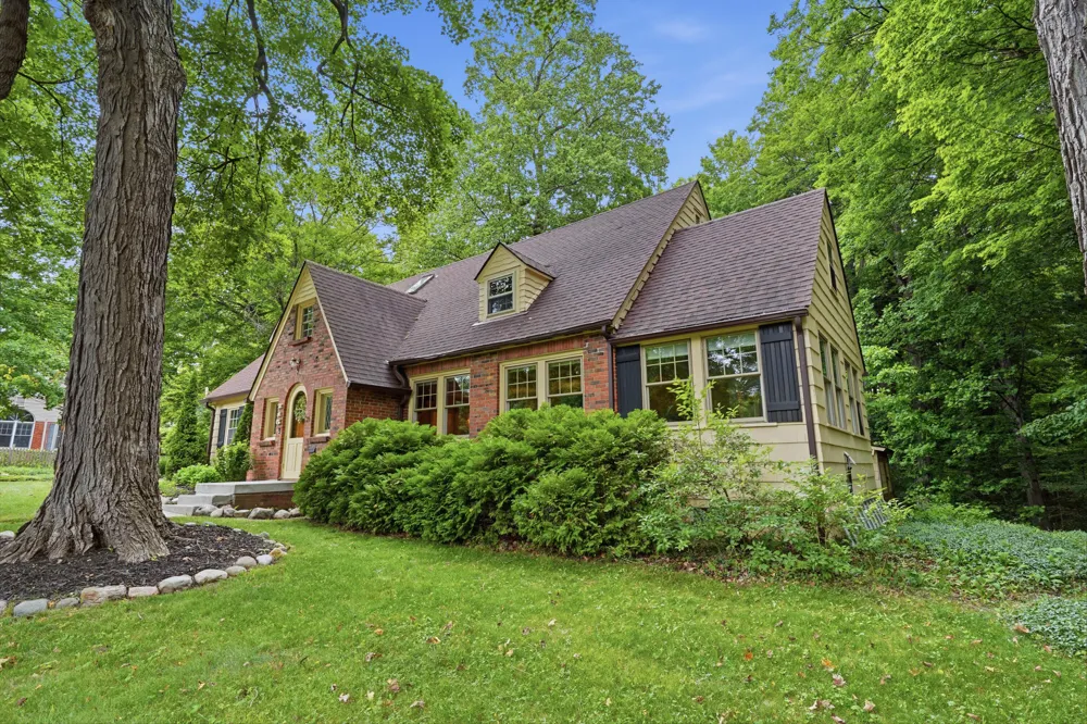 215 Hill Street Northville, MI 48167