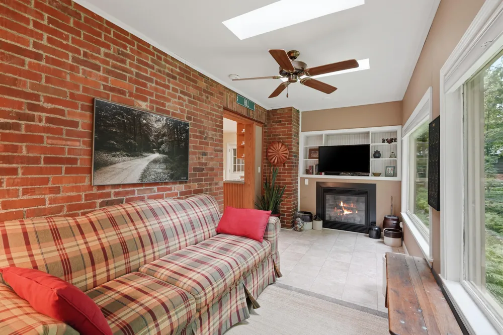 215 Hill Street Northville, MI 48167