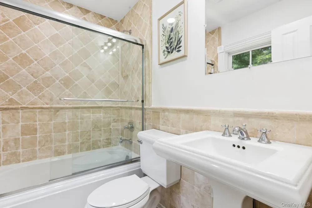 23 Osprey Road Shelter Island, NY 11964