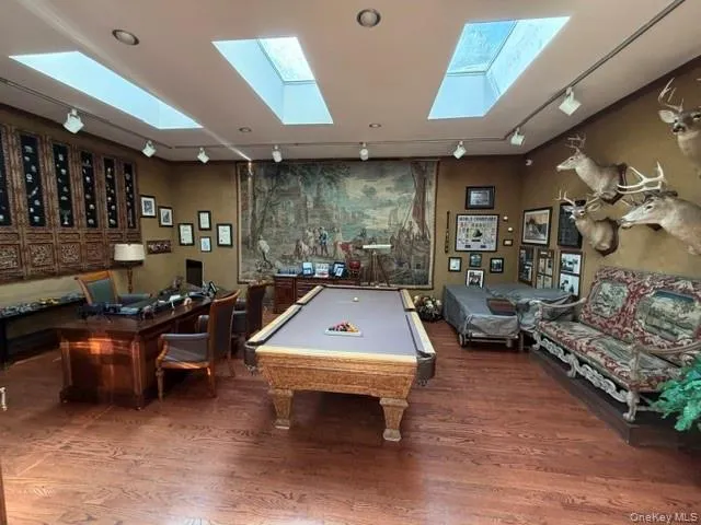 247 Barrett Road Lawrence, NY 11559