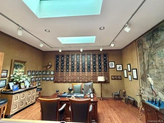 247 Barrett Road Lawrence, NY 11559