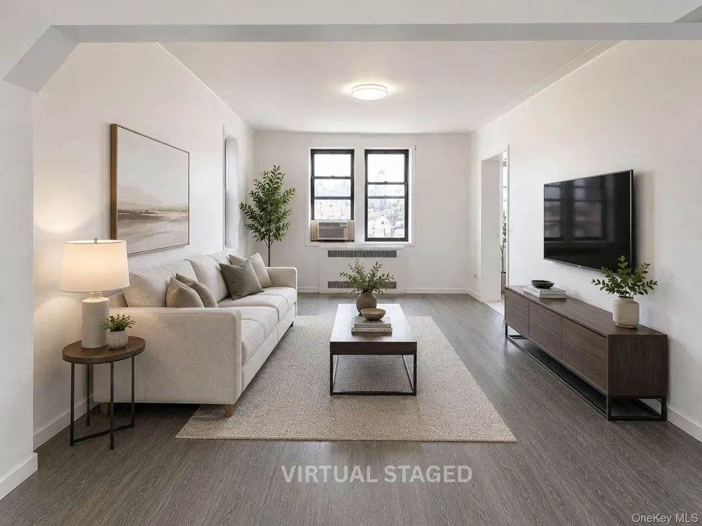 4035 Ithaca Street #4G Elmhurst, NY 11373