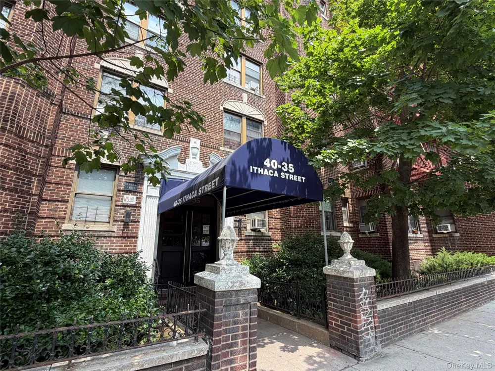 4035 Ithaca Street #4G Elmhurst, NY 11373