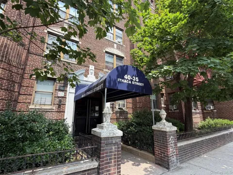 4035 Ithaca Street #4G