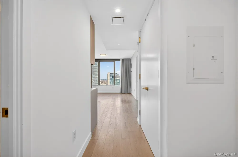 3 Court Square #5005 Long Island City, NY 11101