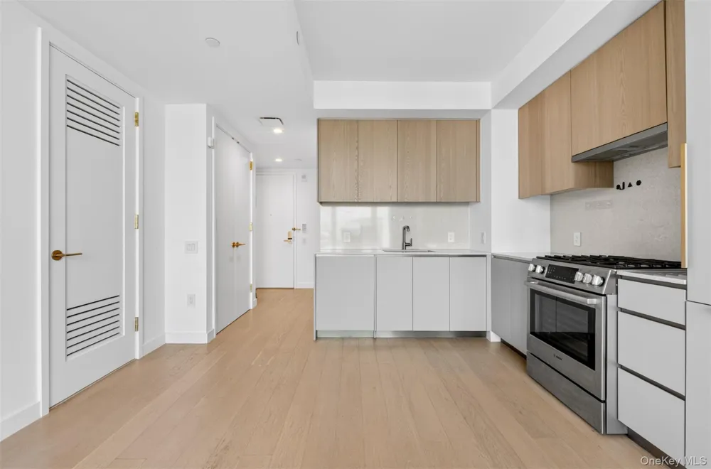 3 Court Square #5005 Long Island City, NY 11101
