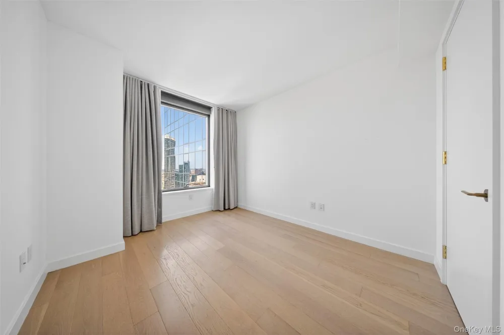 3 Court Square #5005 Long Island City, NY 11101