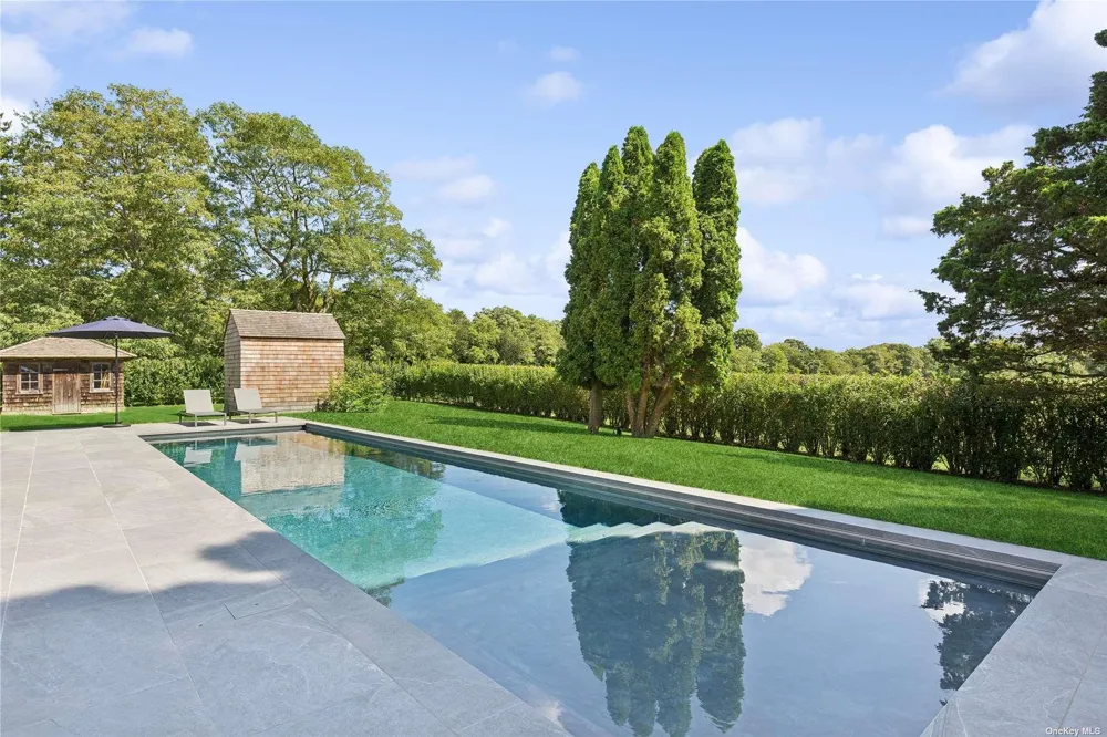 2803 Montauk Highway Bridgehampton, NY 11932