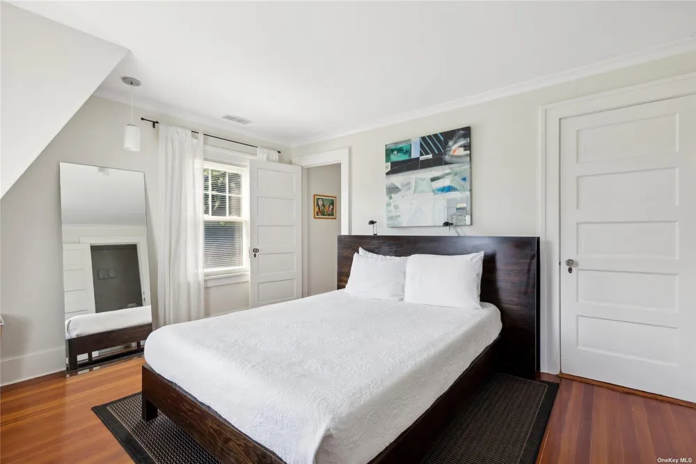 2803 Montauk Highway Bridgehampton, NY 11932