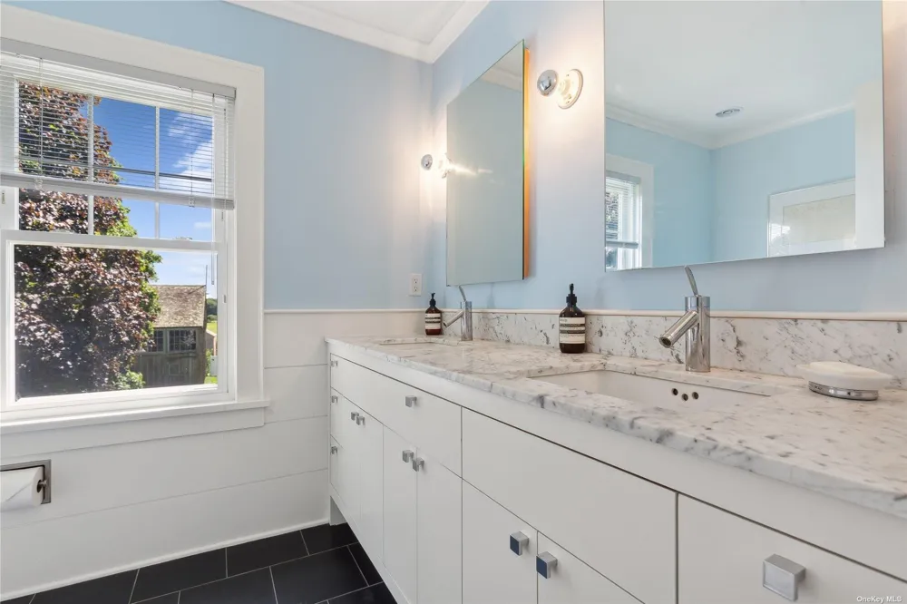 2803 Montauk Highway Bridgehampton, NY 11932