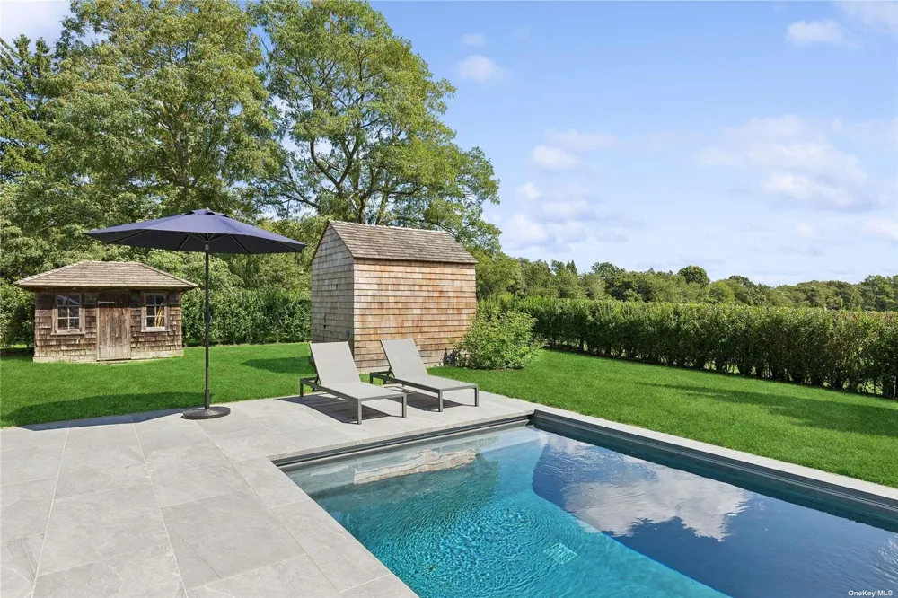 2803 Montauk Highway Bridgehampton, NY 11932