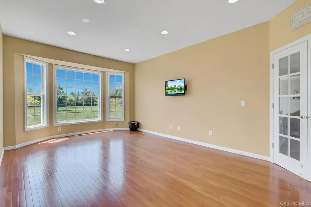 66 Canterbury Drive Wading River, NY 11792
