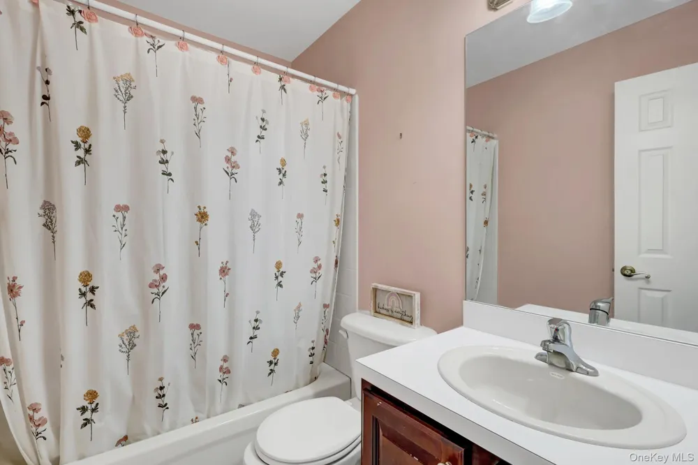 66 Canterbury Drive Wading River, NY 11792