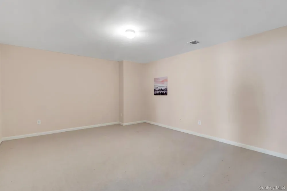 66 Canterbury Drive Wading River, NY 11792