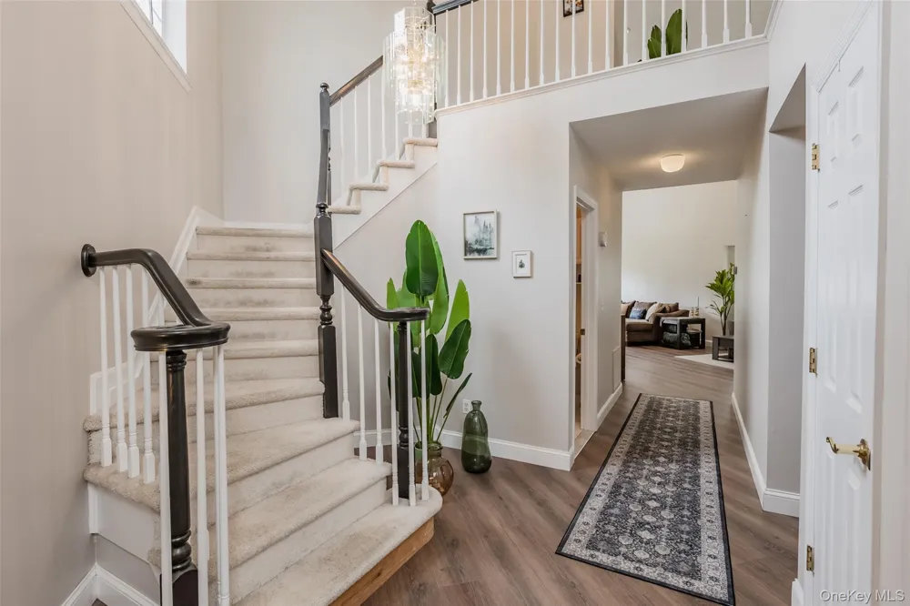 6 Julia Circle #6 Middle Island, NY 11953