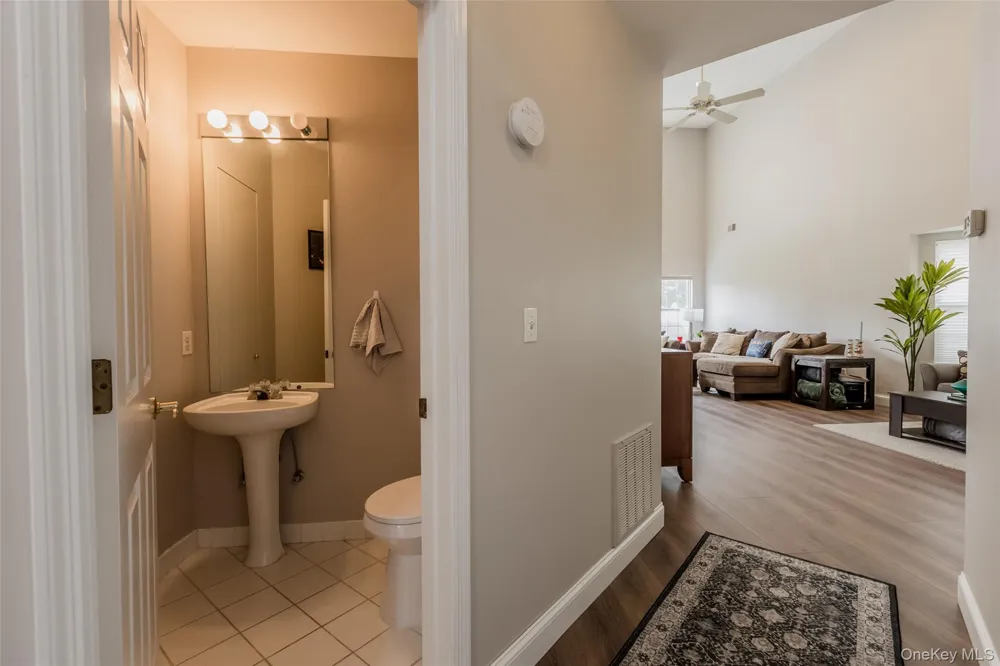 6 Julia Circle #6 Middle Island, NY 11953