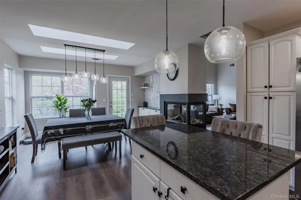 6 Julia Circle #6 Middle Island, NY 11953