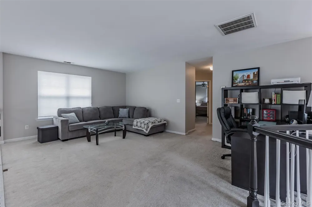 6 Julia Circle #6 Middle Island, NY 11953