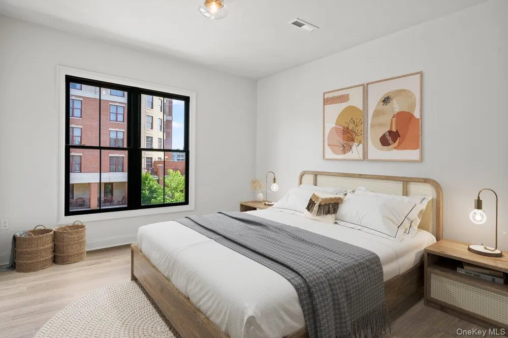 30 Lake Avenue #207 Saratoga Springs, NY 12866