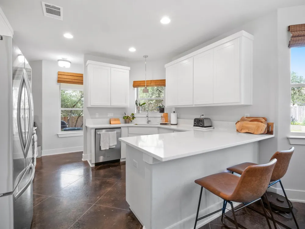 10103 Twin Lake Loop Dripping Springs, TX 78620