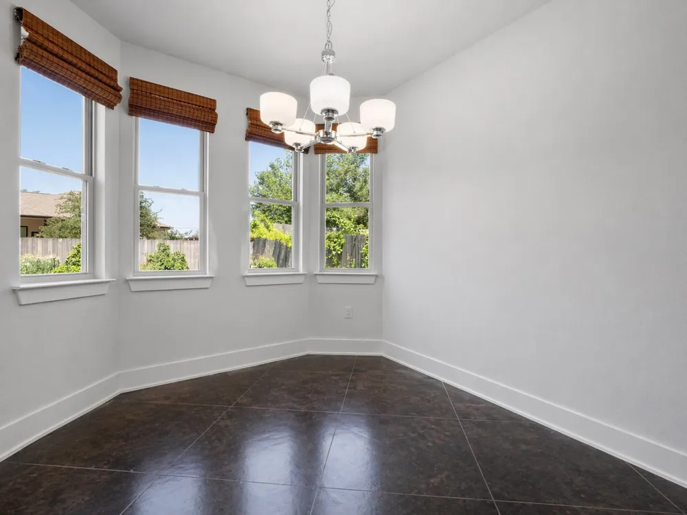 10103 Twin Lake Loop Dripping Springs, TX 78620