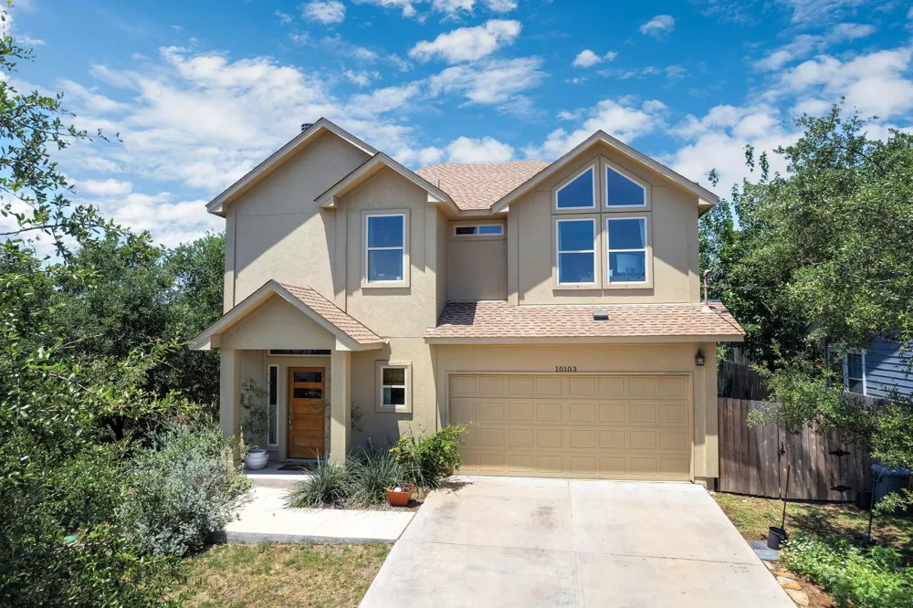 10103 Twin Lake Loop Dripping Springs, TX 78620