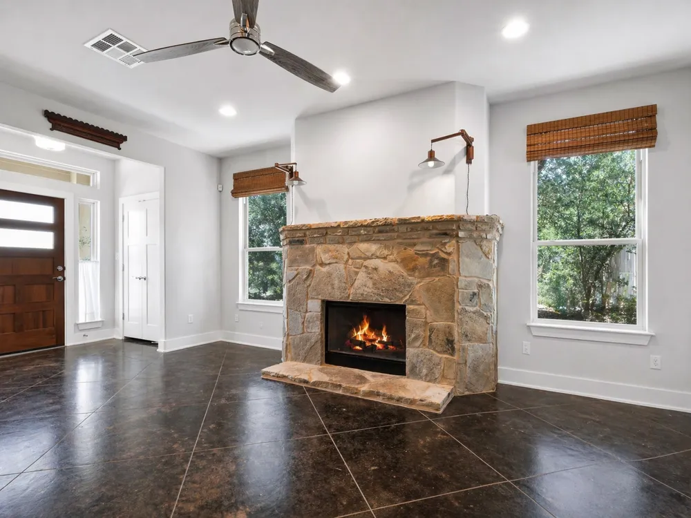 10103 Twin Lake Loop Dripping Springs, TX 78620