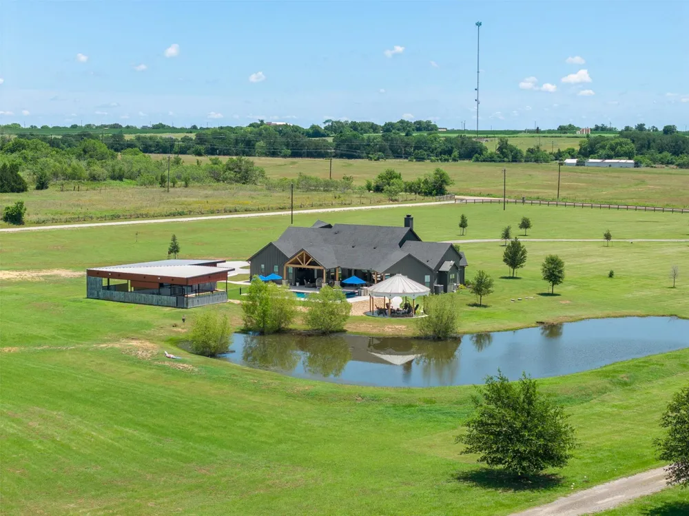 1981 County Road 202 Caldwell, TX 77836