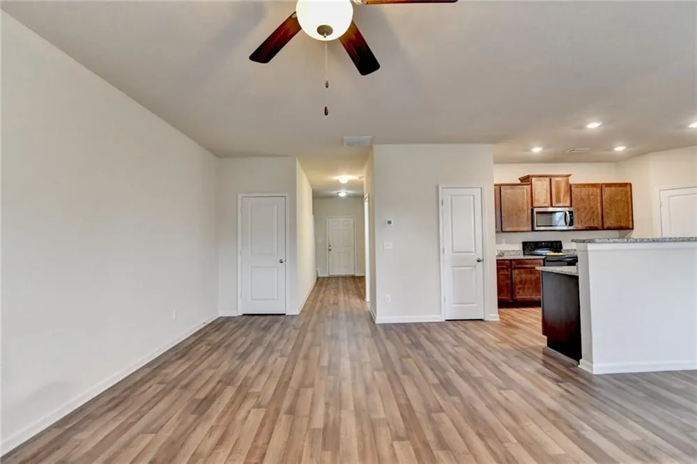 811 Independence Avenue Pendergrass, GA 30567