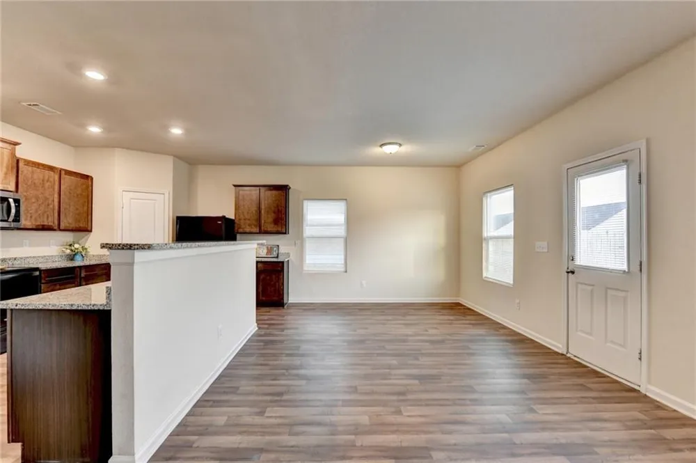 811 Independence Avenue Pendergrass, GA 30567