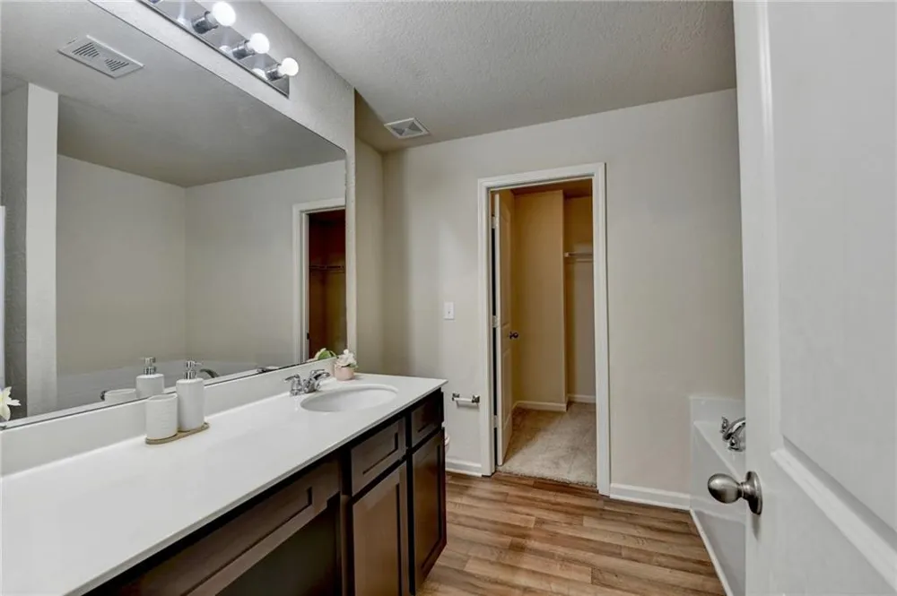 811 Independence Avenue Pendergrass, GA 30567
