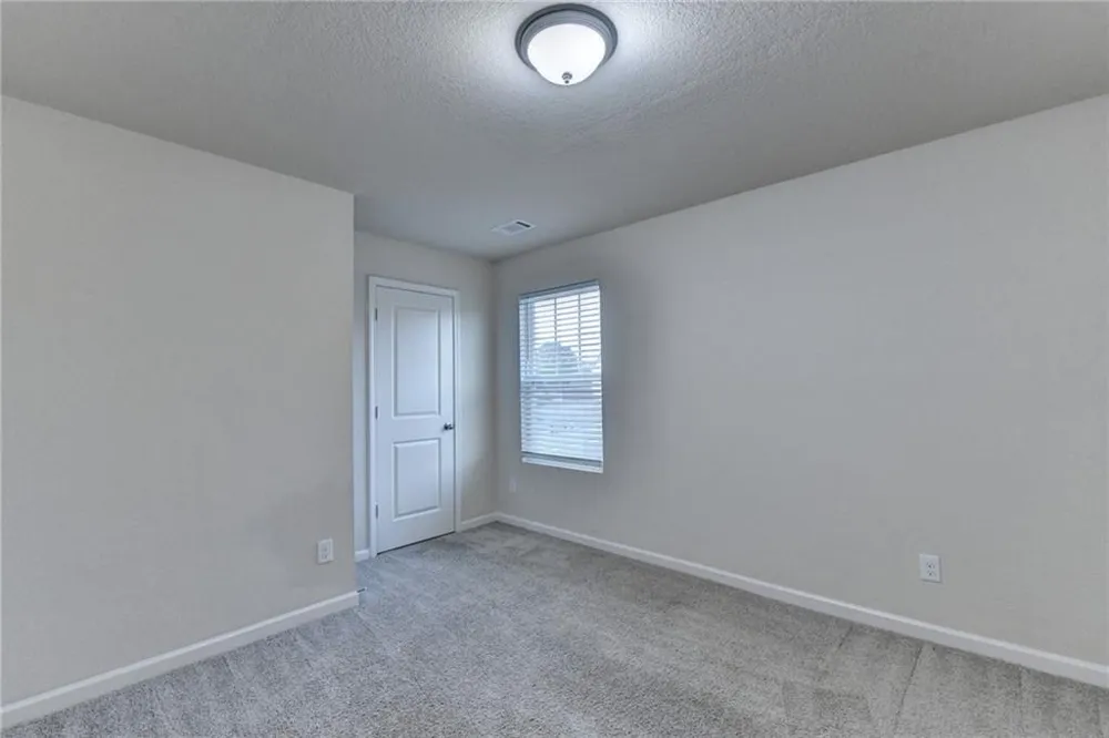 811 Independence Avenue Pendergrass, GA 30567