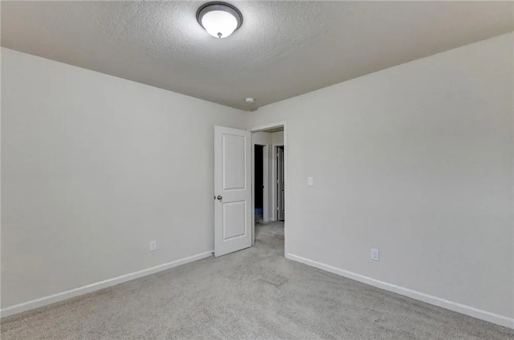 811 Independence Avenue Pendergrass, GA 30567