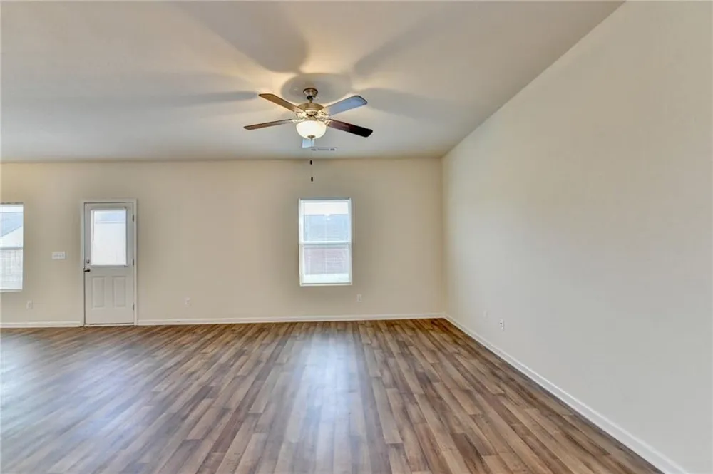 811 Independence Avenue Pendergrass, GA 30567