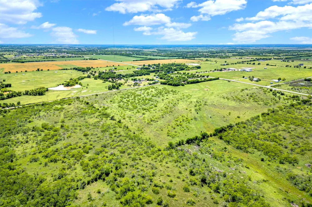 14 Tower Drive Moody, TX 76557