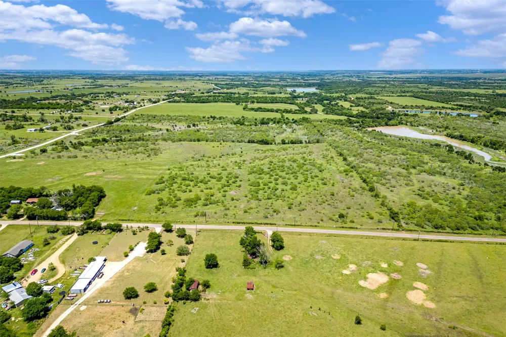 14 Tower Drive Moody, TX 76557