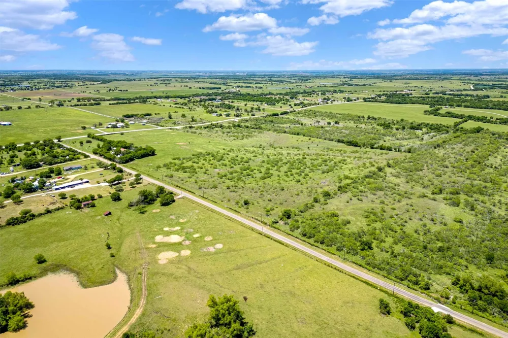 14 Tower Drive Moody, TX 76557